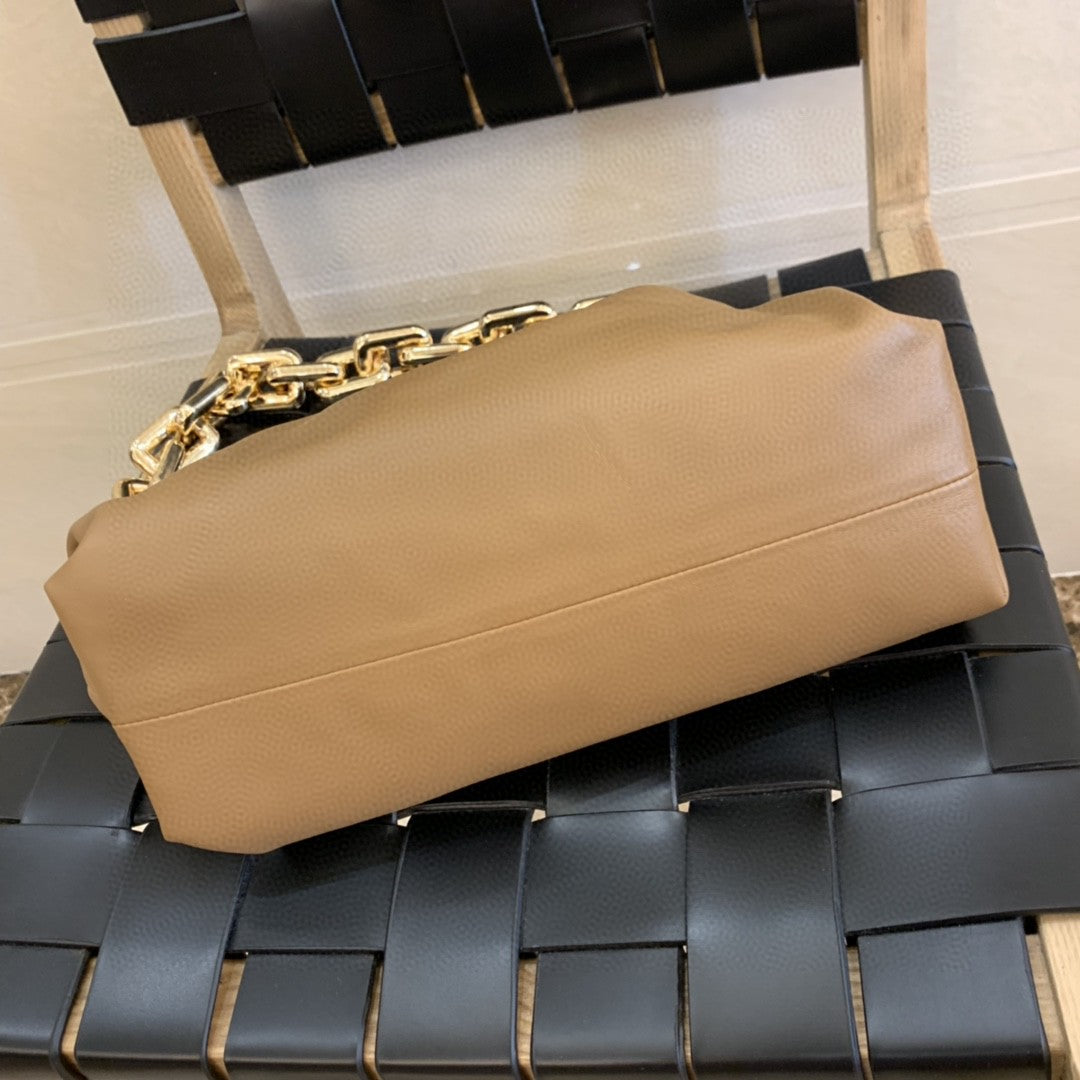 Top Quality Chain Pouch For Women 12.2in/31cm In Camel 620230VCP402618
