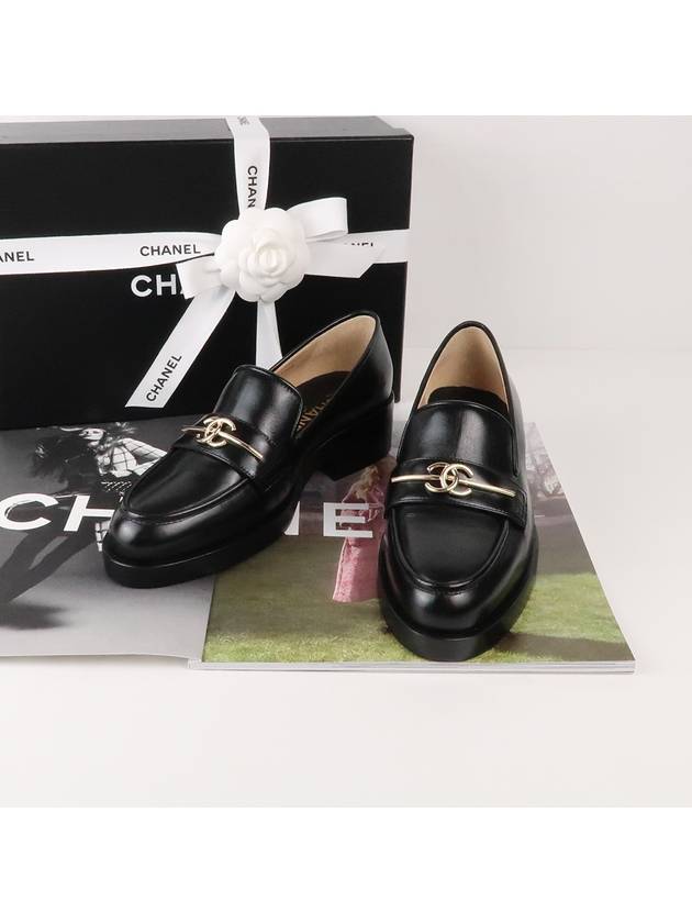 CC Logo Leather Loafers Black Chanel