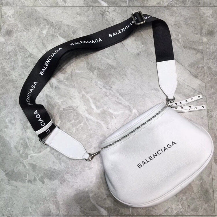 Top Quality Sling Bag In White, For Women,  Bags 9.1in/23cm
