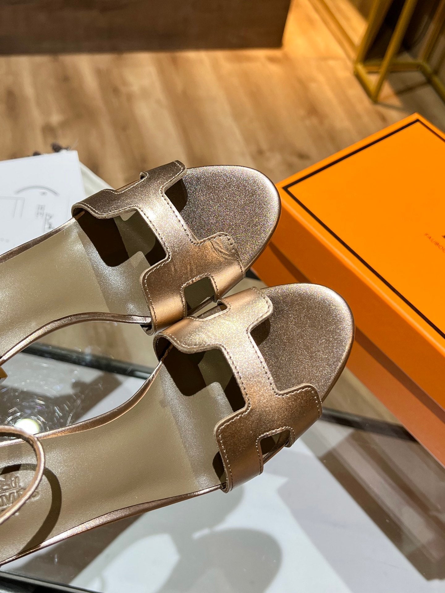 New 1:1 rep HM HIGH HEELS 028