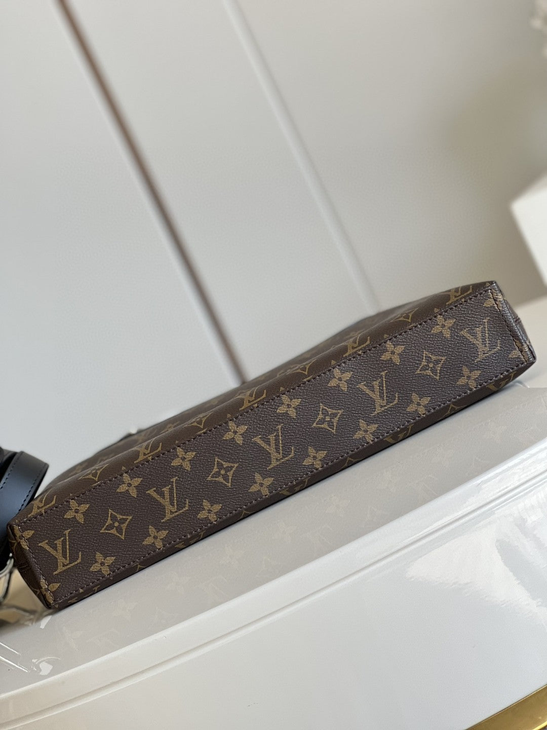Top Quality Porte Documents Jour Business Bag Monogram For Men, Bags, Shoulder And Crossbody Bags 14.6in/37cm Top Quality