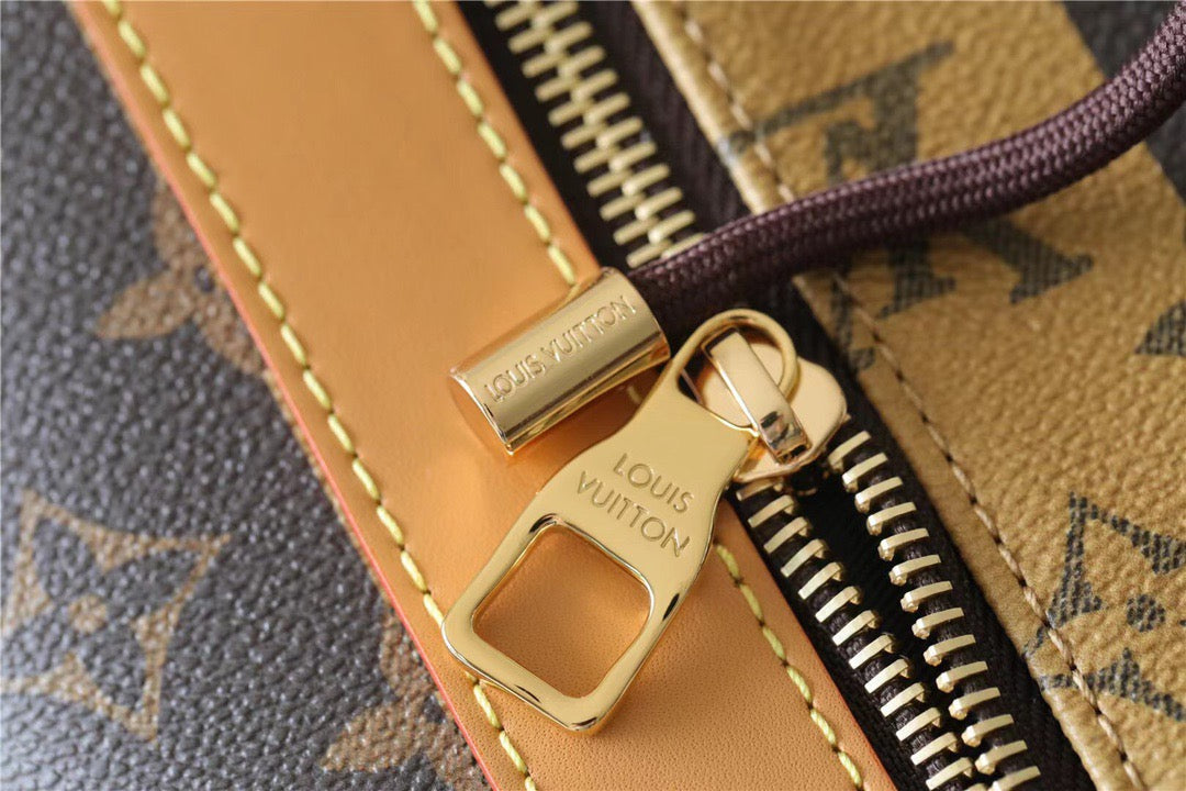 Top Quality Randonee Messenger Monogram Stripes Brown For Men, Bags, Shoulder And Crossbody Bags 10.4in/26cm Top Quality M45968