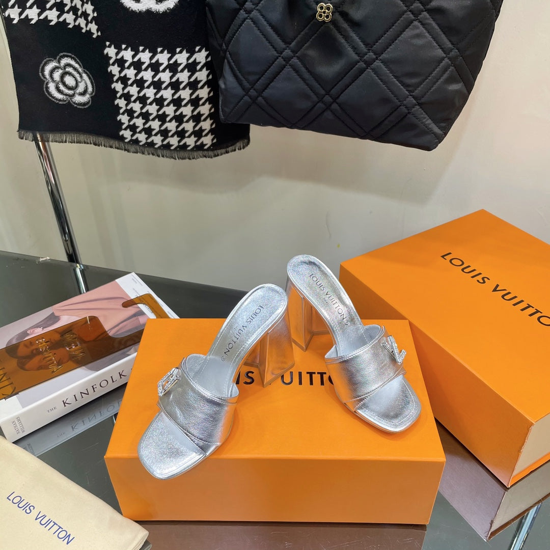 New 1:1 rep LUV High Heel Shoes 024
