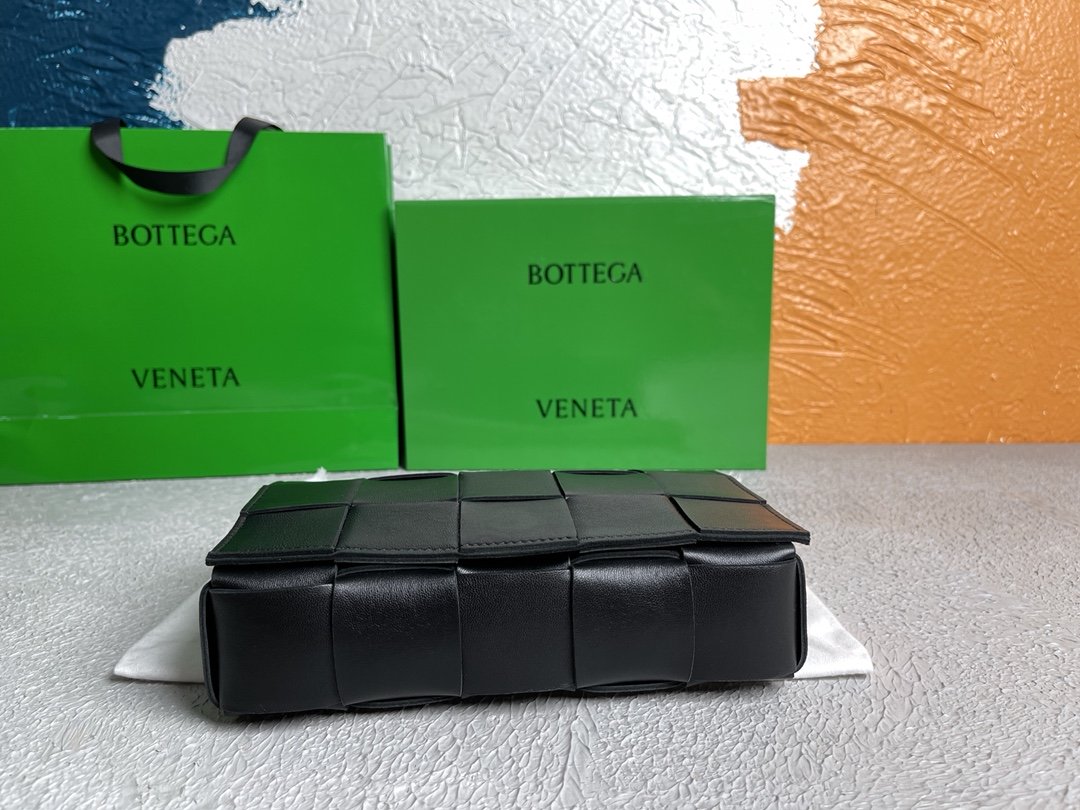 Top Quality Cassette Black, For Women, Women’s Bags 9.1in/23cm 578004VMAY11229