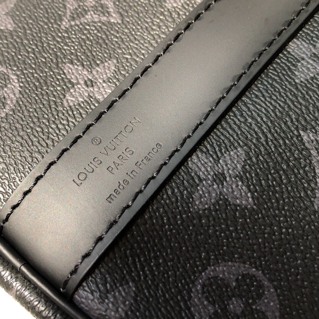 Top Quality Keepall Bandouliere 55 Monogram Eclipse Canvas For Men, Bags, Travel Bags 21.7in/55cm Top Quality M40605