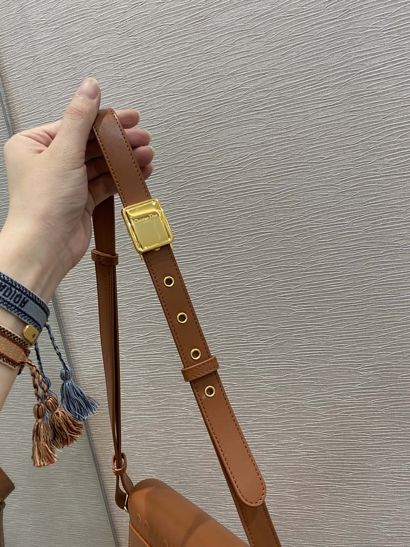Top Quality Brown MeTop Qualityum Bobby Bag For Women 22cm/9in