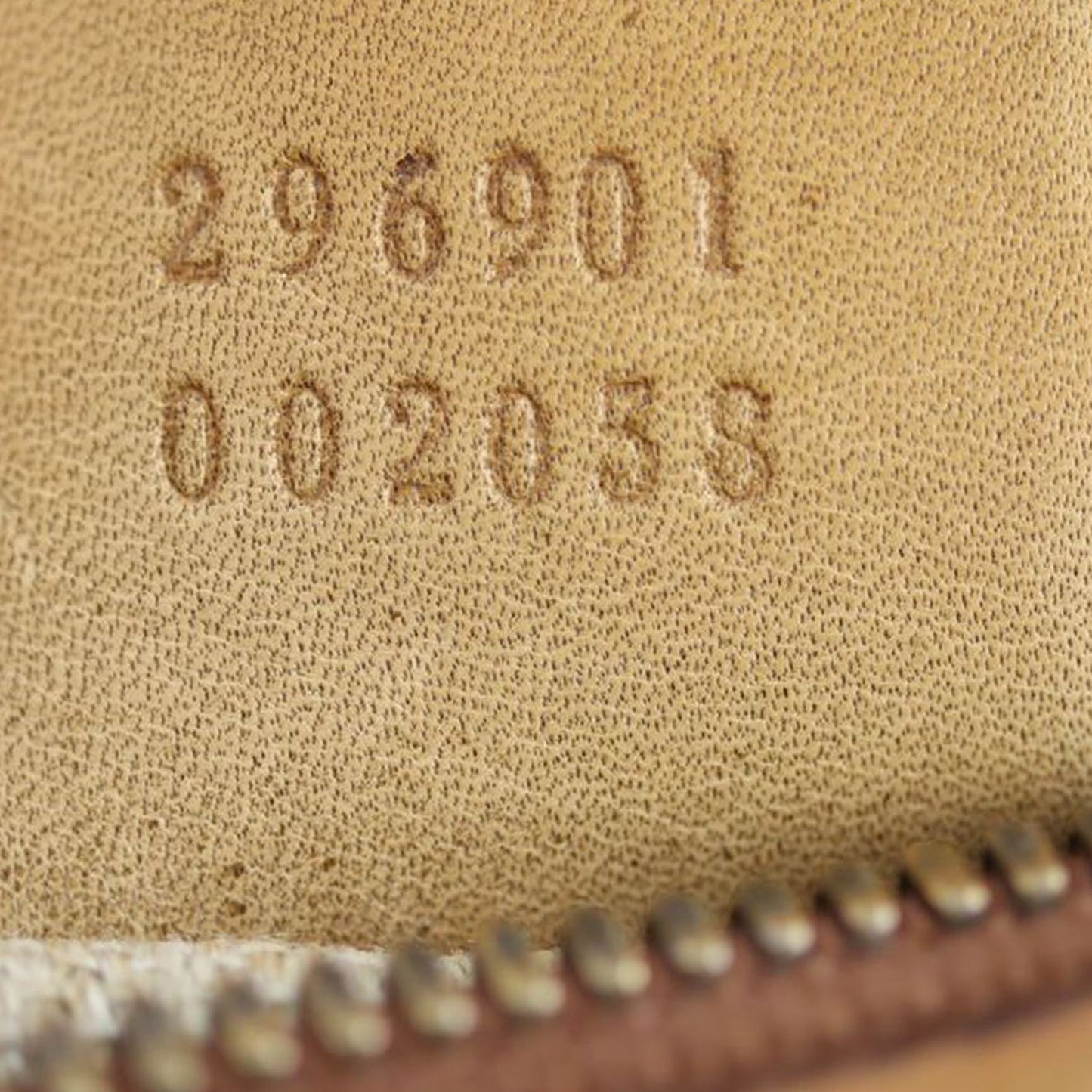 Gucci Duilio Brogue Hobo