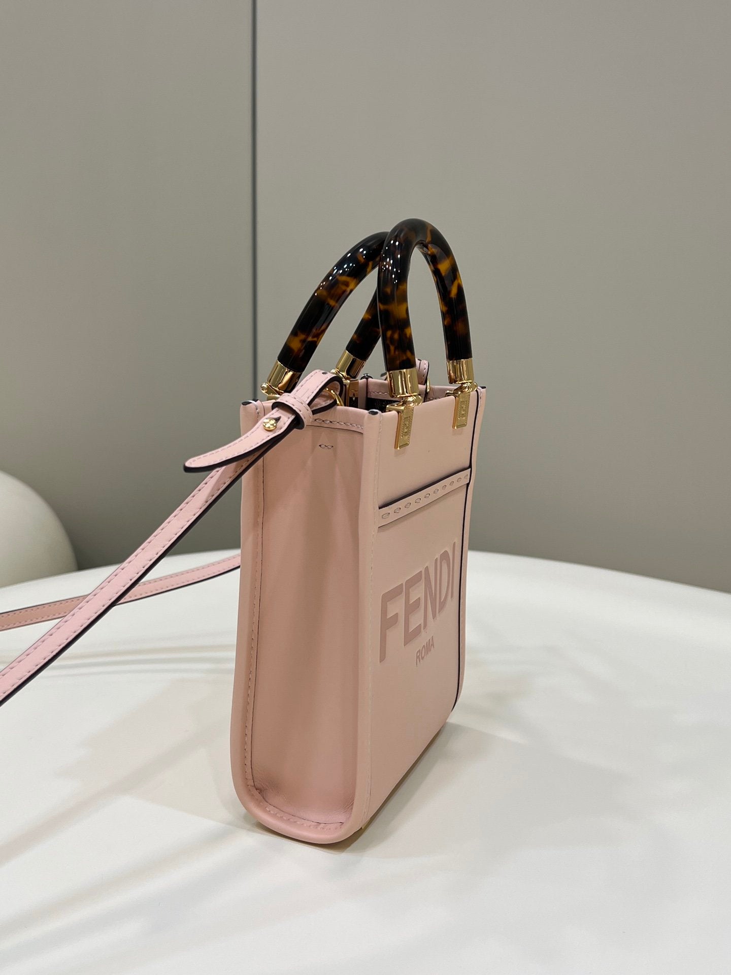 Top QualityTop Quality Mini Sunshine Shopper Pink For Women, Women’s Handbags, Shoulder And Crossbody bags 7.1in/18cm FF 8BS051