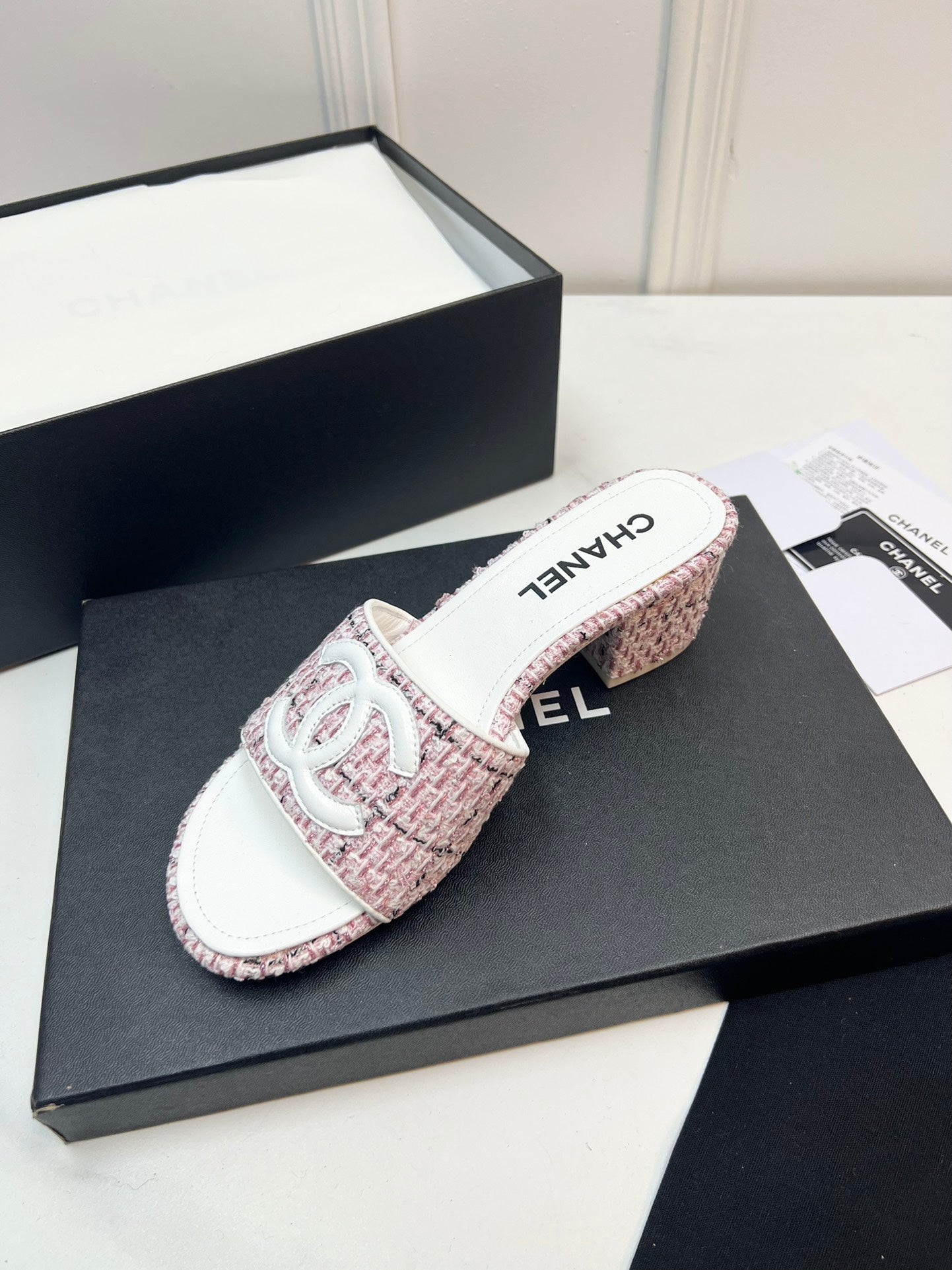 New 1:1 rep CHL High Heel Shoes 054
