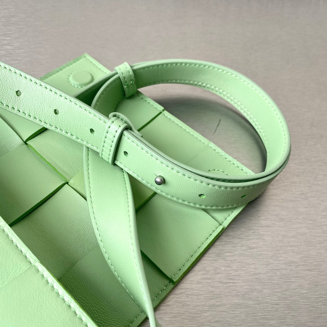 Top Quality Belt Cassette Banana Green, For Women, Women’s Bags 6.9in/17.5cm