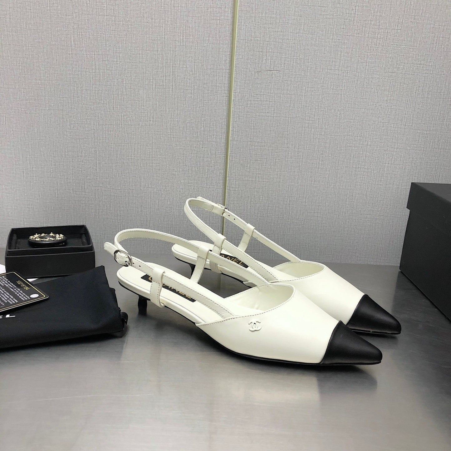 New 1:1 rep CHL High Heel Shoes 068