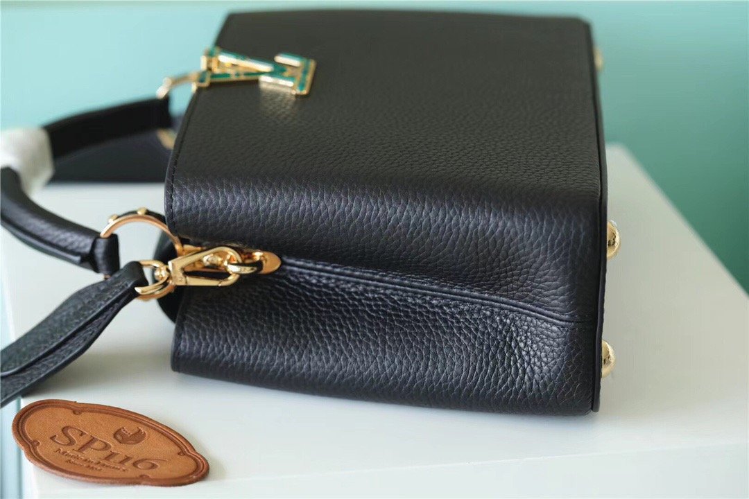 Top Quality Capucines BB Taurillon Black For Women,  Shoulder And Crossbody Bags 26cm/10.6in Top Quality