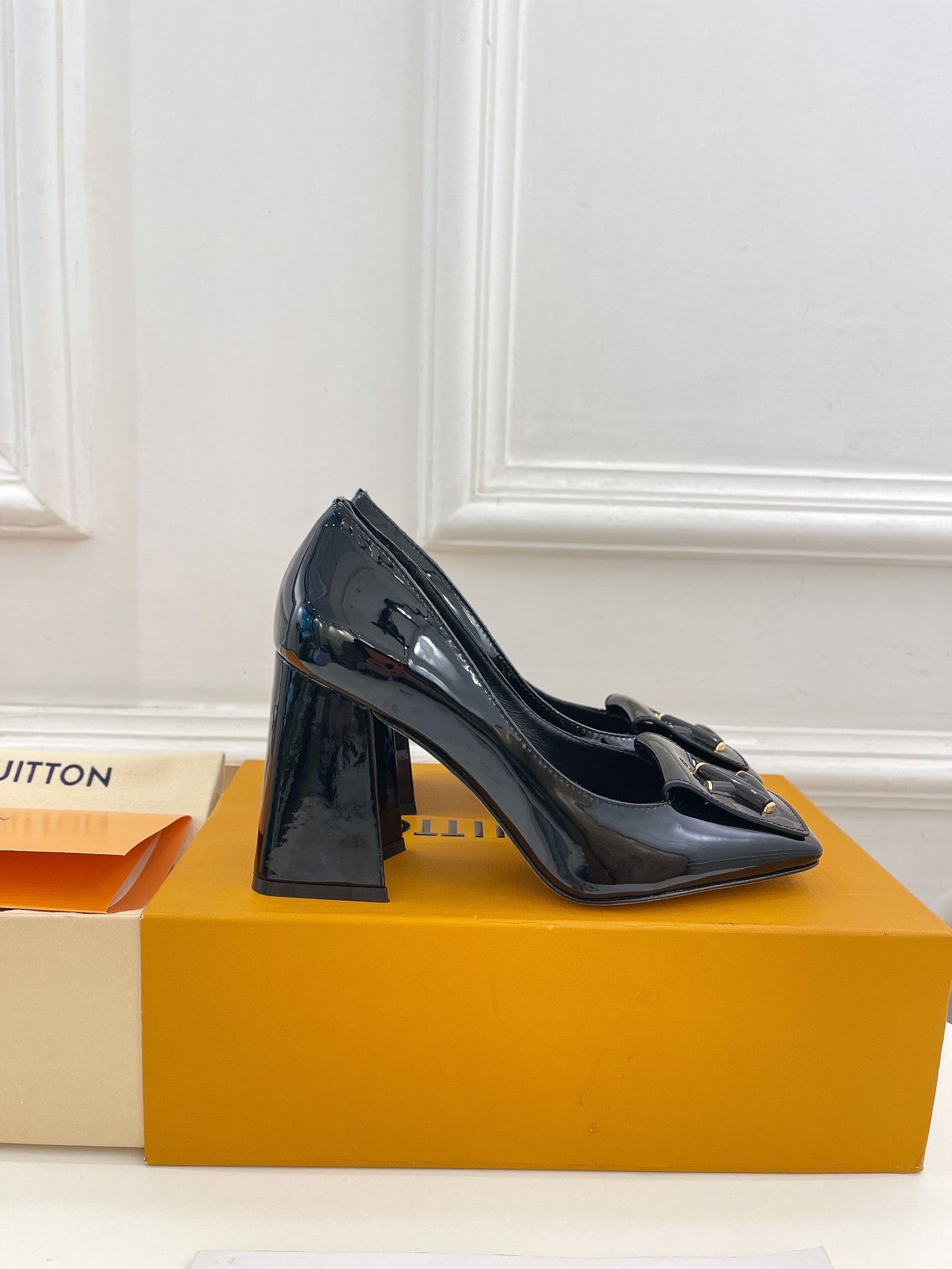 New 1:1 rep LUV High Heel Shoes 005