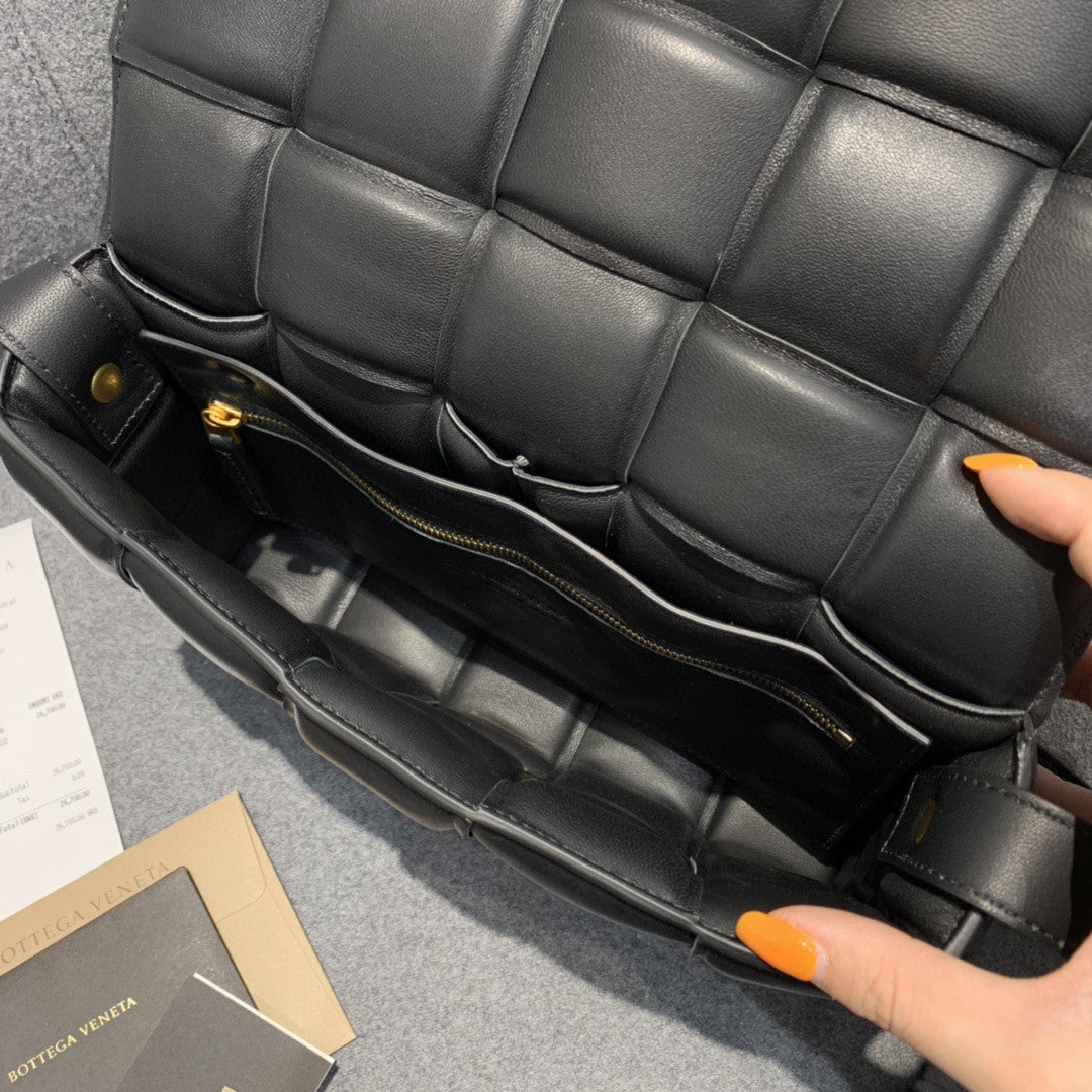 Top Quality Padded Cassette Bag For Women 10.2in/26cm In Black 591970VCQR18425