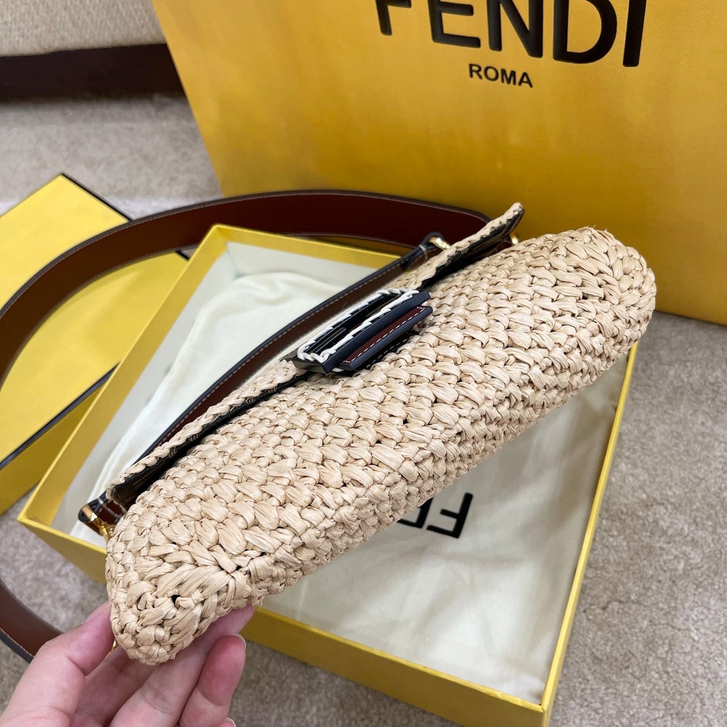 Top QualityTop Quality Baguette Woven Straw Red For Women, Women’s Handbags, Shoulder And Crossbody Bags 10in/26cm FF
