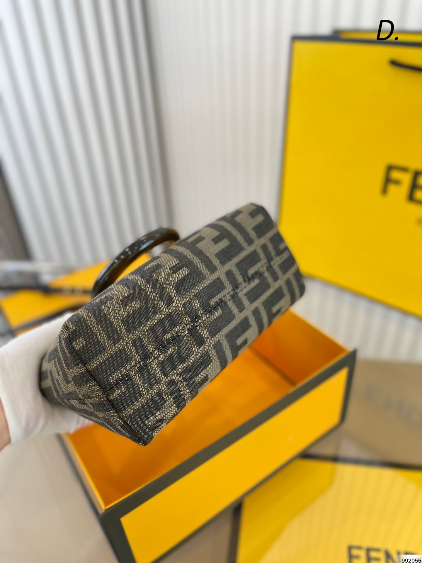 EN - New 1:1 rep Lux Bags FEI 276