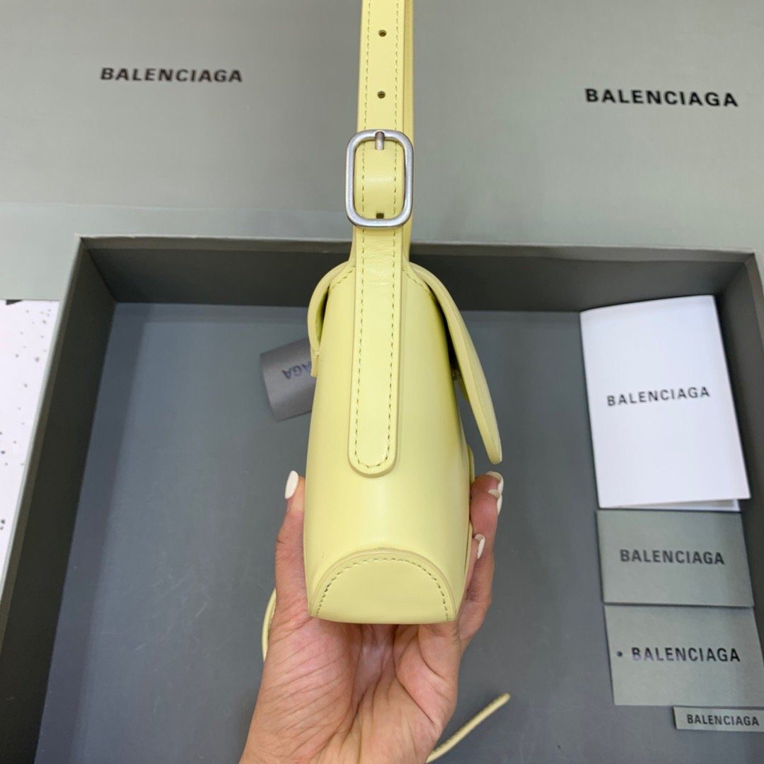 Top Quality XX Small Flap Bag Box Yellow, For Women,  Bags 10.6in/27cm 6956452109A7408