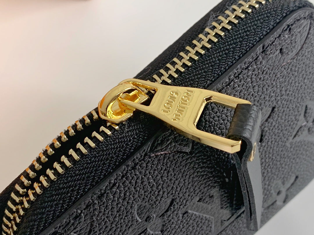 EN - New 1:1 rep  Wallet LUV 124