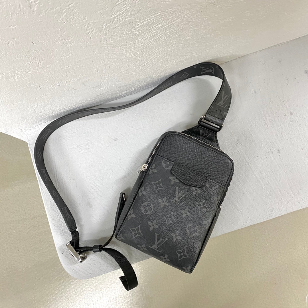 Top Quality Outdoor Slingbag Taigarama Noir Black For Men, Bags, Crossbody Bags 8.3in/21cm Top Quality M30741