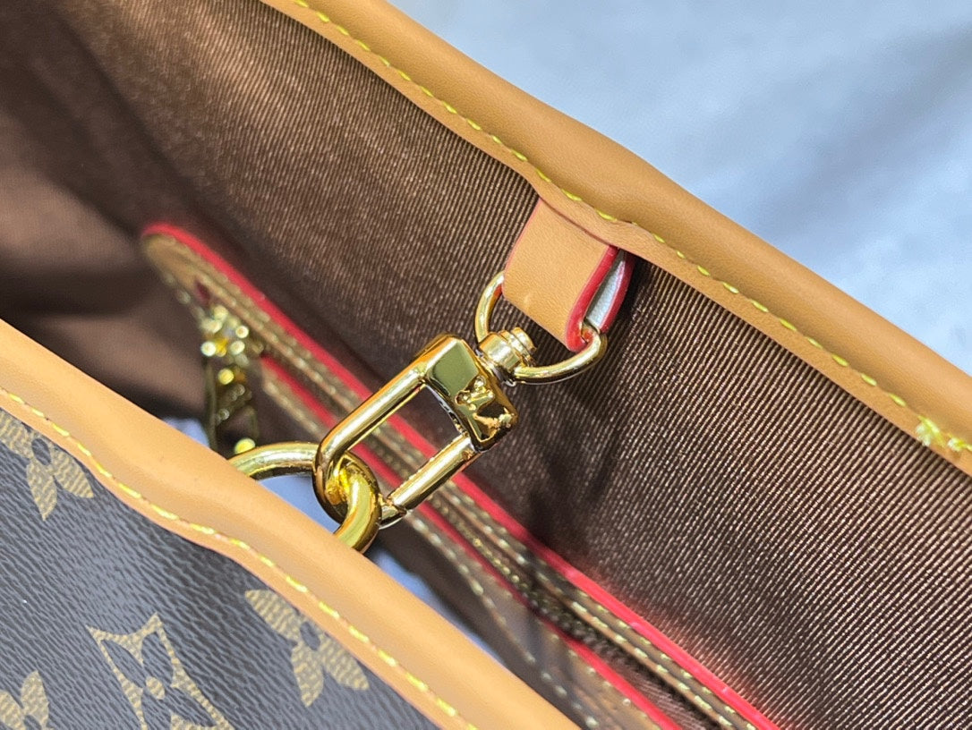 New 1:1 rep Lux Bags LUV 884