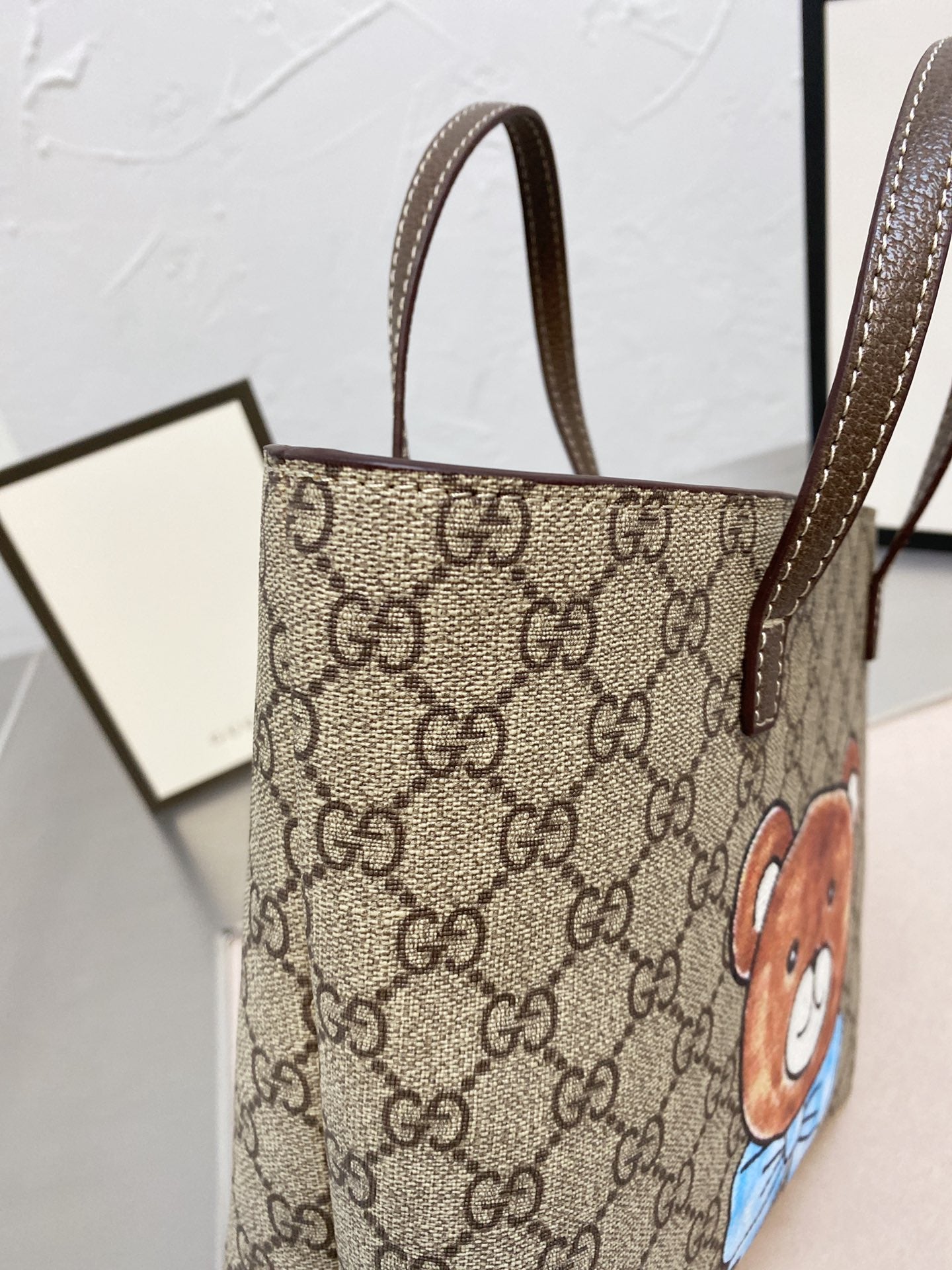 EN - New 1:1 rep  Bags GCI 207
