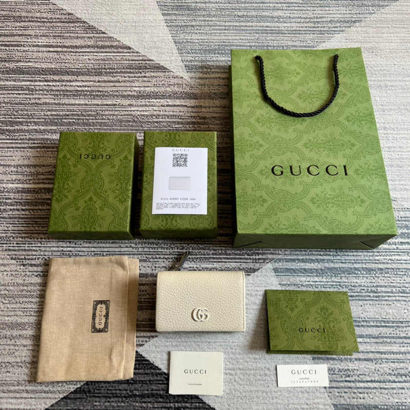 Top Quality -  Bags - 675
