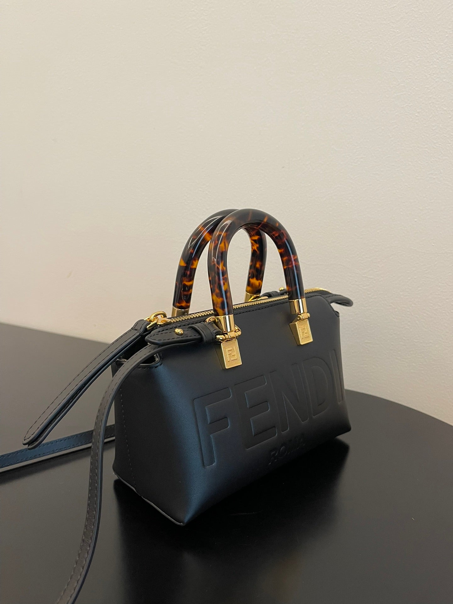 Top QualityTop Quality By The Way Black Mini Bag For Woman 17cm/6.5in