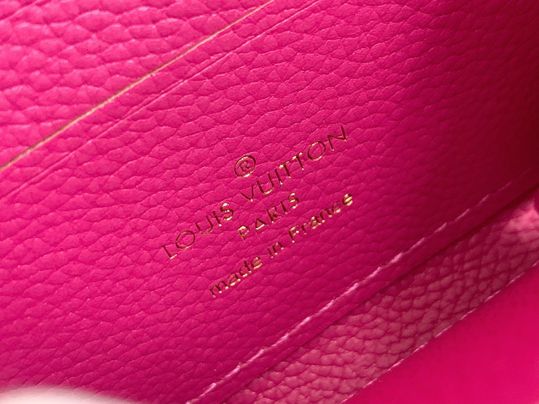 EN - New 1:1 rep  Wallet LUV 127