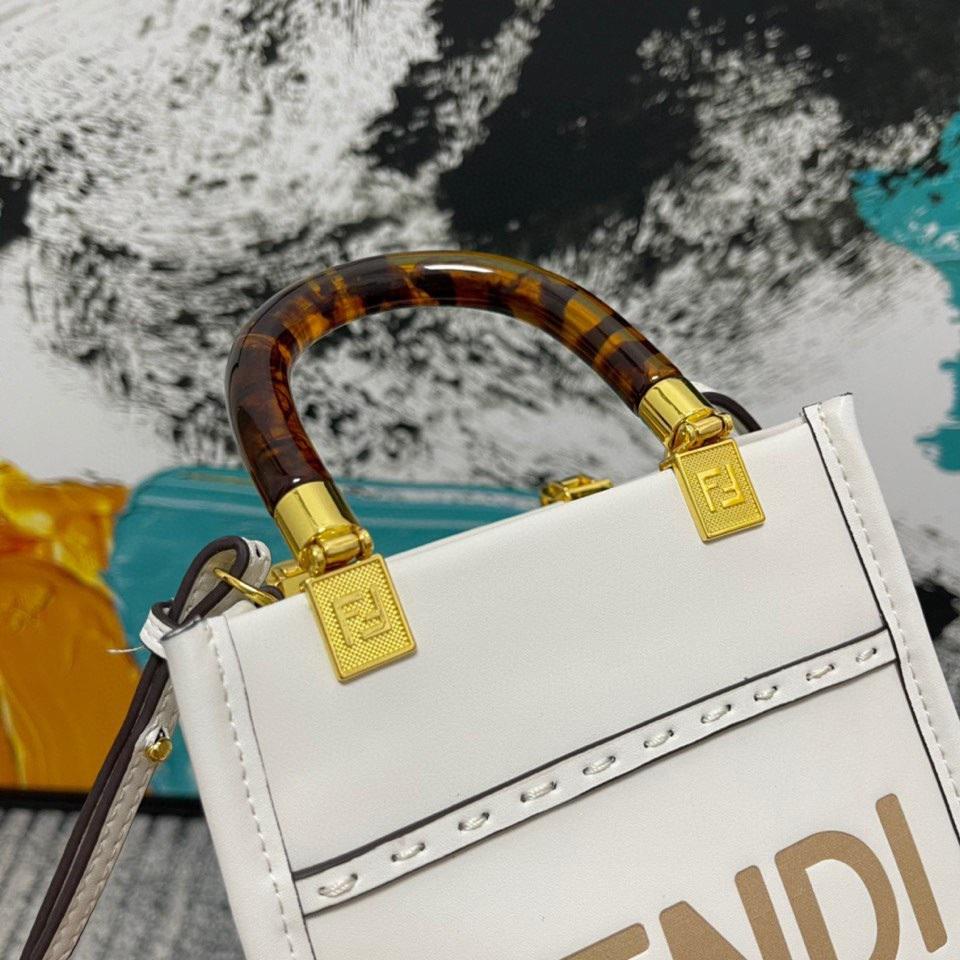 EN - New 1:1 rep  Bags FEI 161