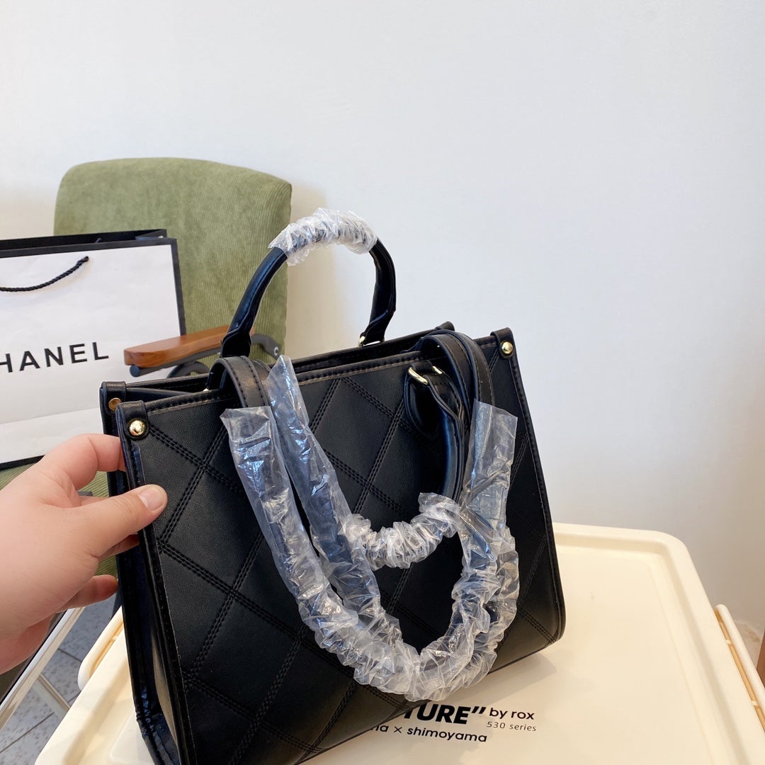 EN - New 1:1 rep  Top Quality CHL Bag 302