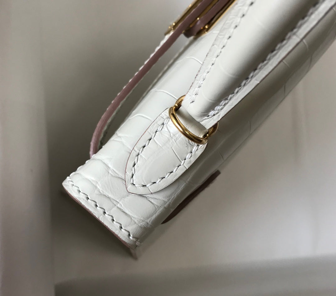 Top Quality Kelly White For Women Gold Toned Hardware 7.8in/20cm
