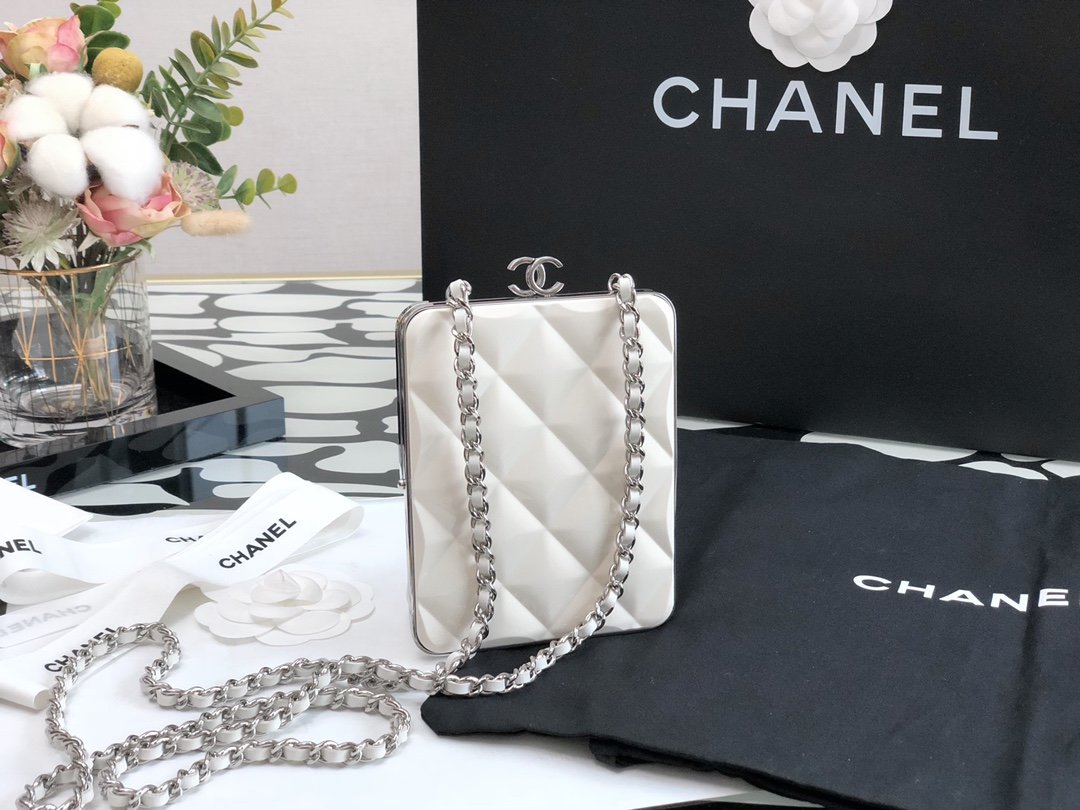 CHL Cruise Clutch Crossbaby White Bag For Women 13cm/5in