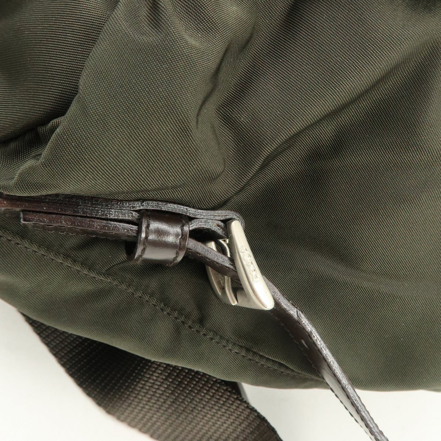 PRADA  Triangle Logo Leather Nylon BackPack B5885F  d