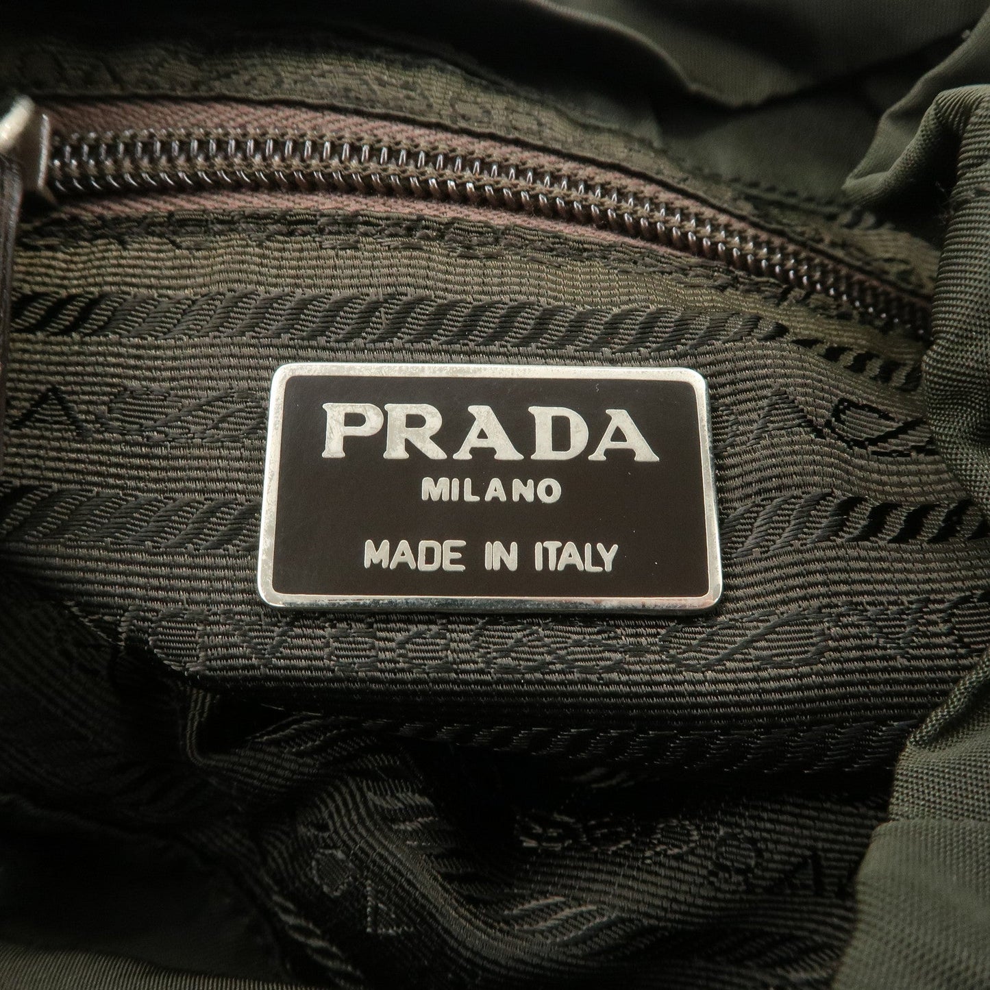 PRADA  Triangle Logo Leather Nylon BackPack B5885F  d