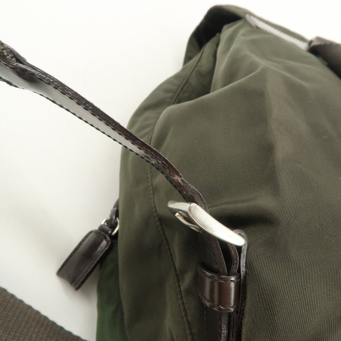 PRADA  Triangle Logo Leather Nylon BackPack B5885F  d