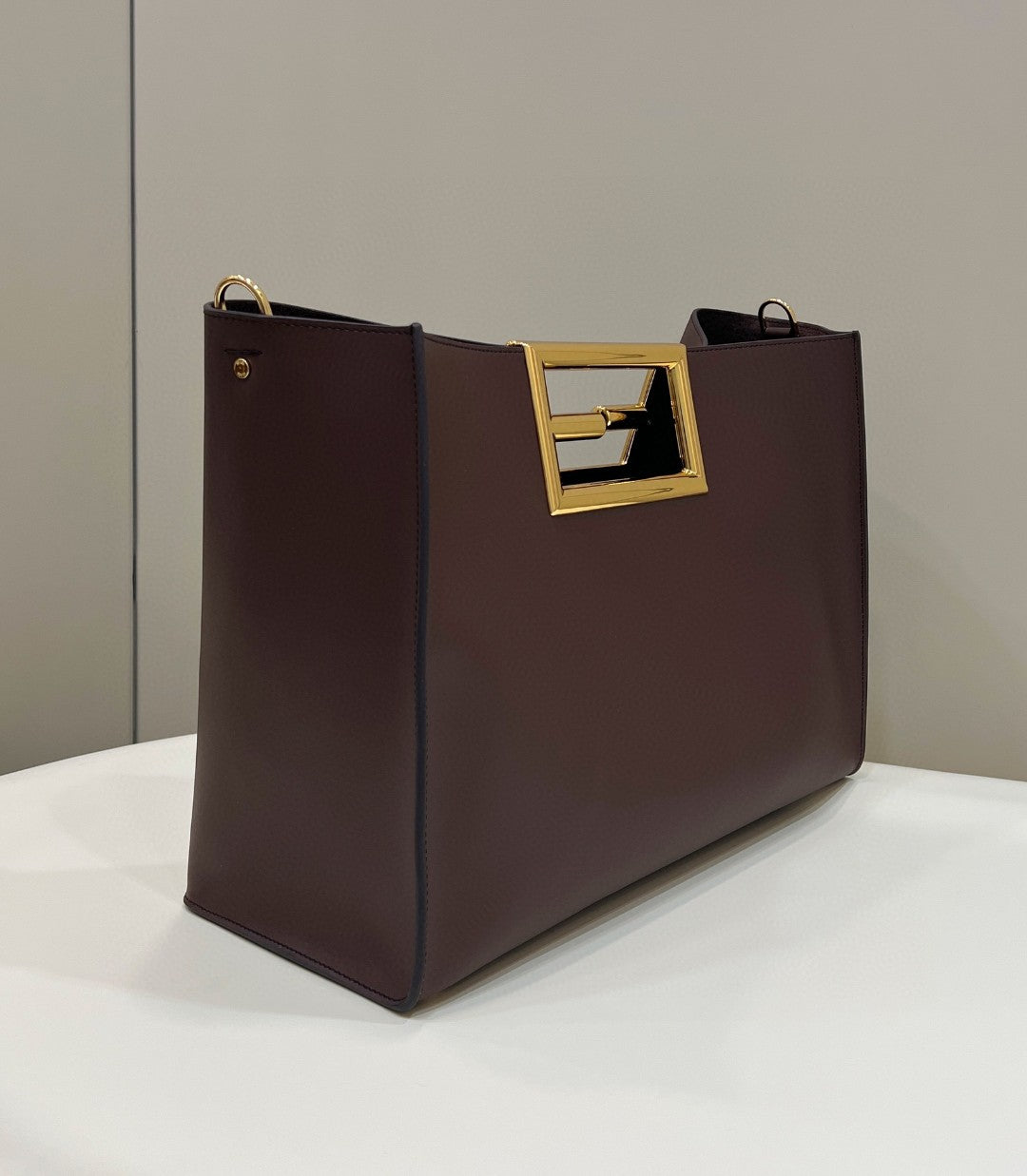 FI Way MeTop Qualityum Dark Grey Bag For Woman 29.5cm/11.5in