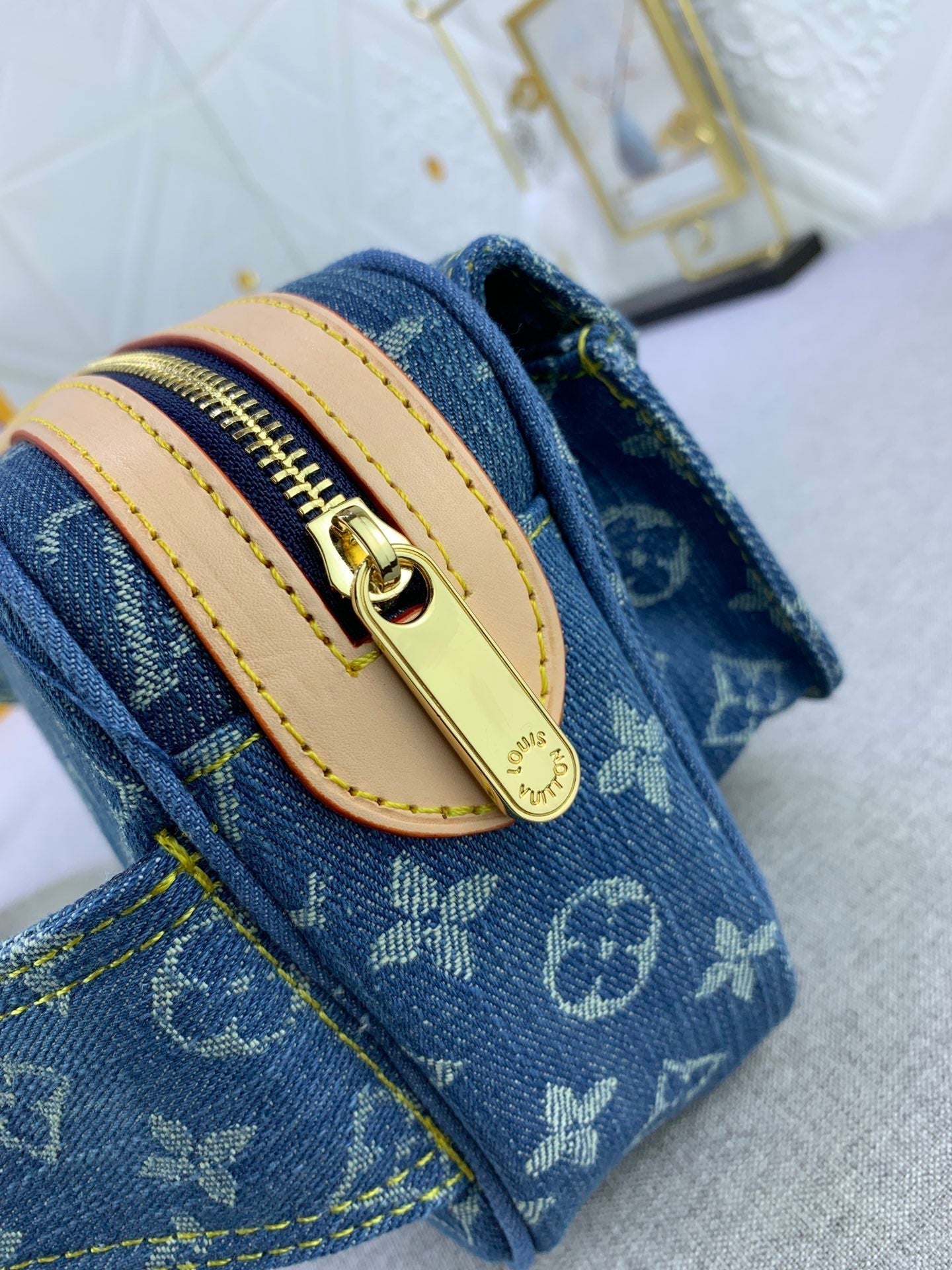 EN - New 1:1 rep Bag LUV 639