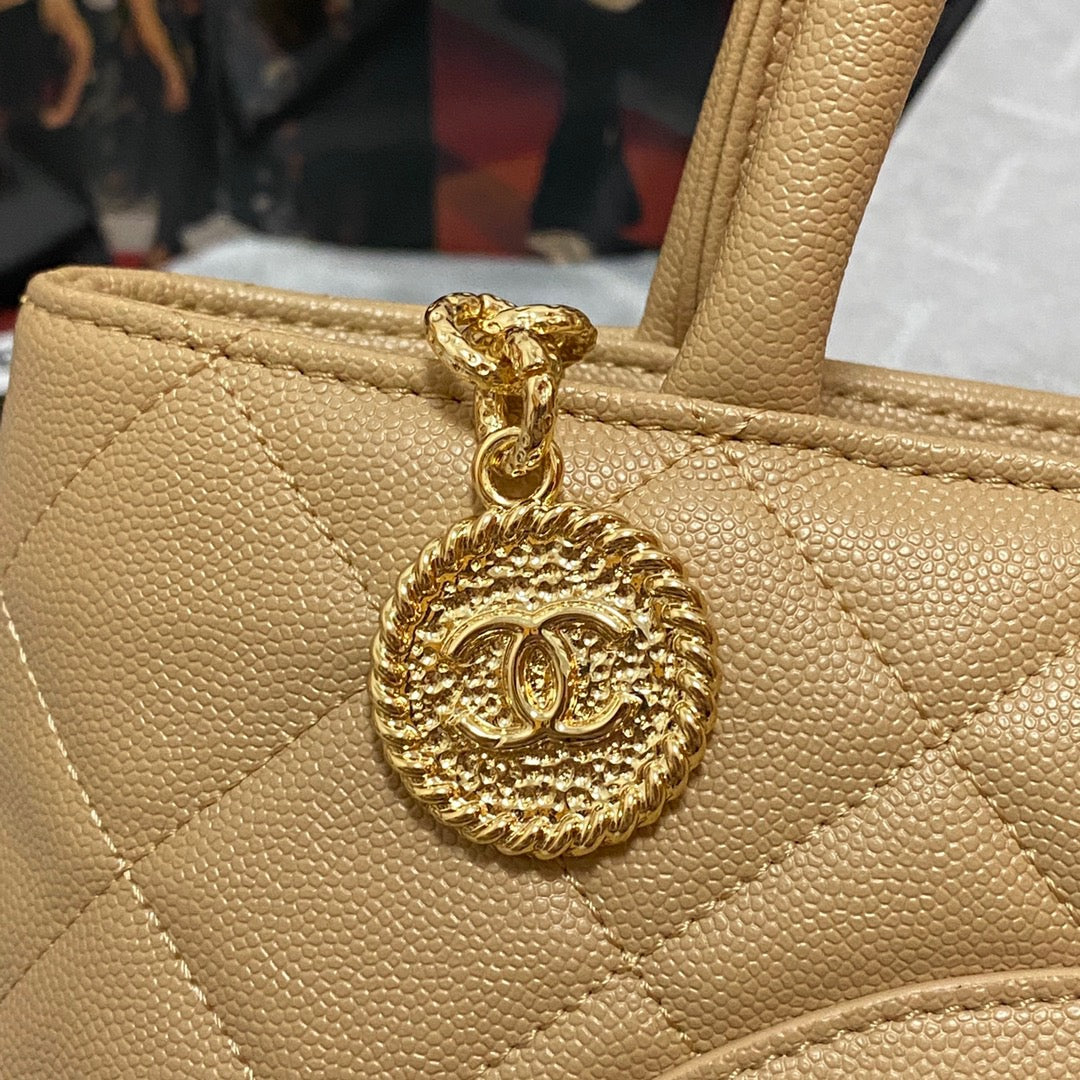 CHLMedallion Tote Gold Hardware Caviar Yellow For Women, Women’s Handbags, Shoulder Bags 15in/32cm