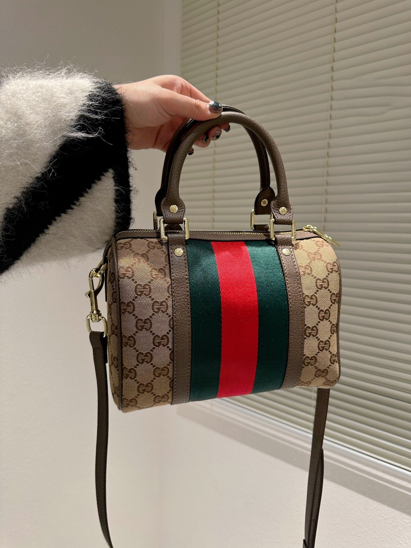EN - New 1:1 rep  Bags GCI 523