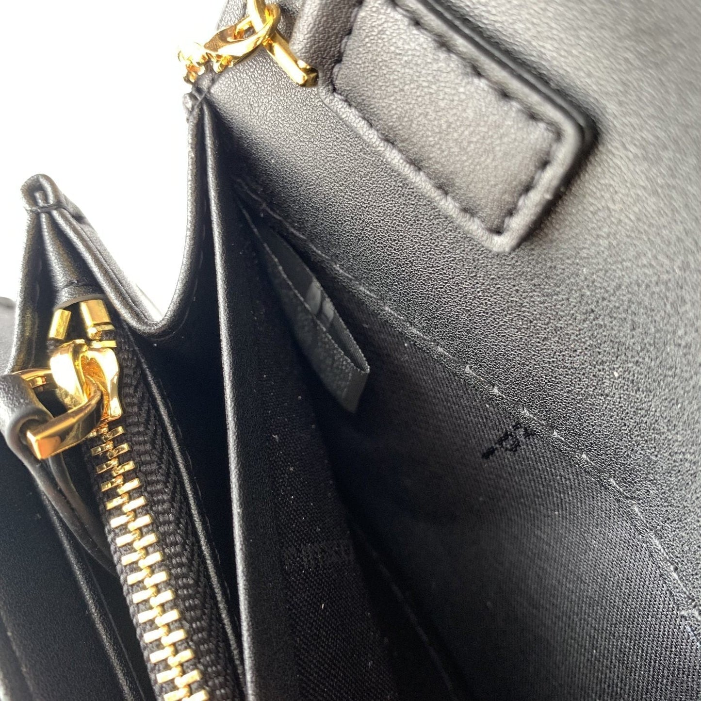EN - New 1:1 rep  Bags FEI 169