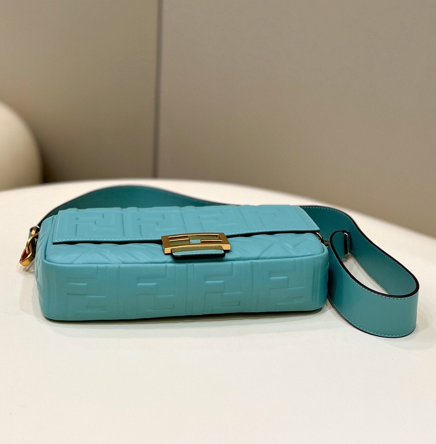 Top QualityTop Quality Baguette Teal For Women, Women’s Handbags, Shoulder And Crossbody Bags 10in/27cm FF 8BR600