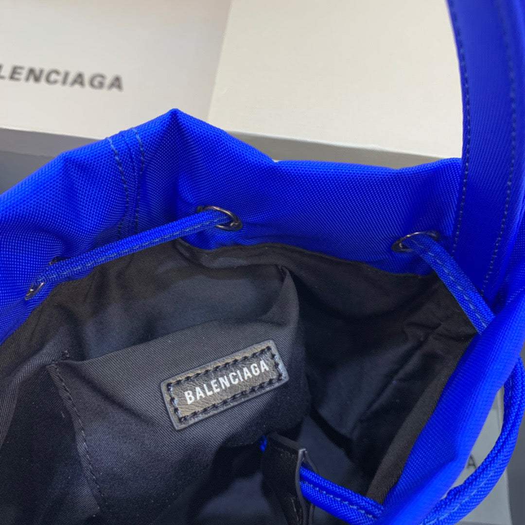 Top Quality Le Cagole MeTop Qualityum Bucket Bag In Blue, For Women,  Bags 11.8in/30cm