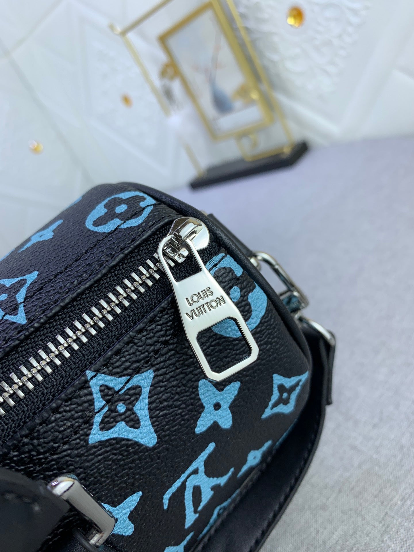 EN - New 1:1 rep Bag LUV 643
