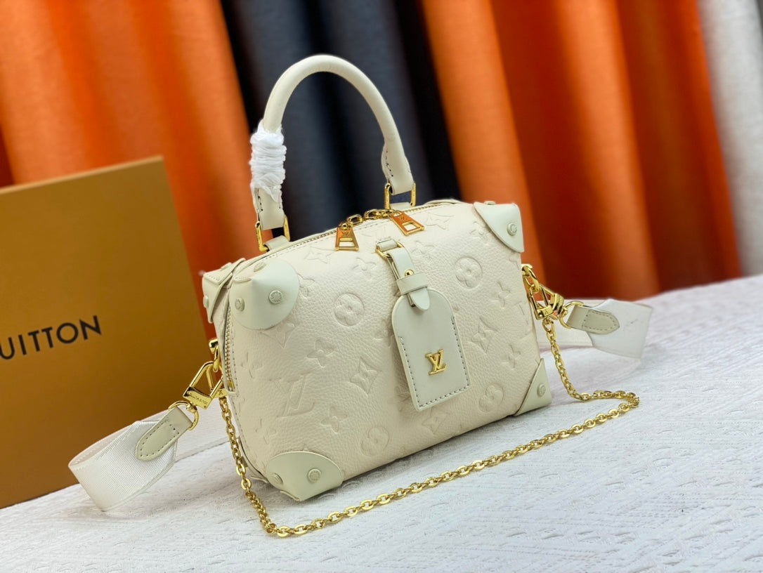 EN - New 1:1 rep  Bags LUV 663