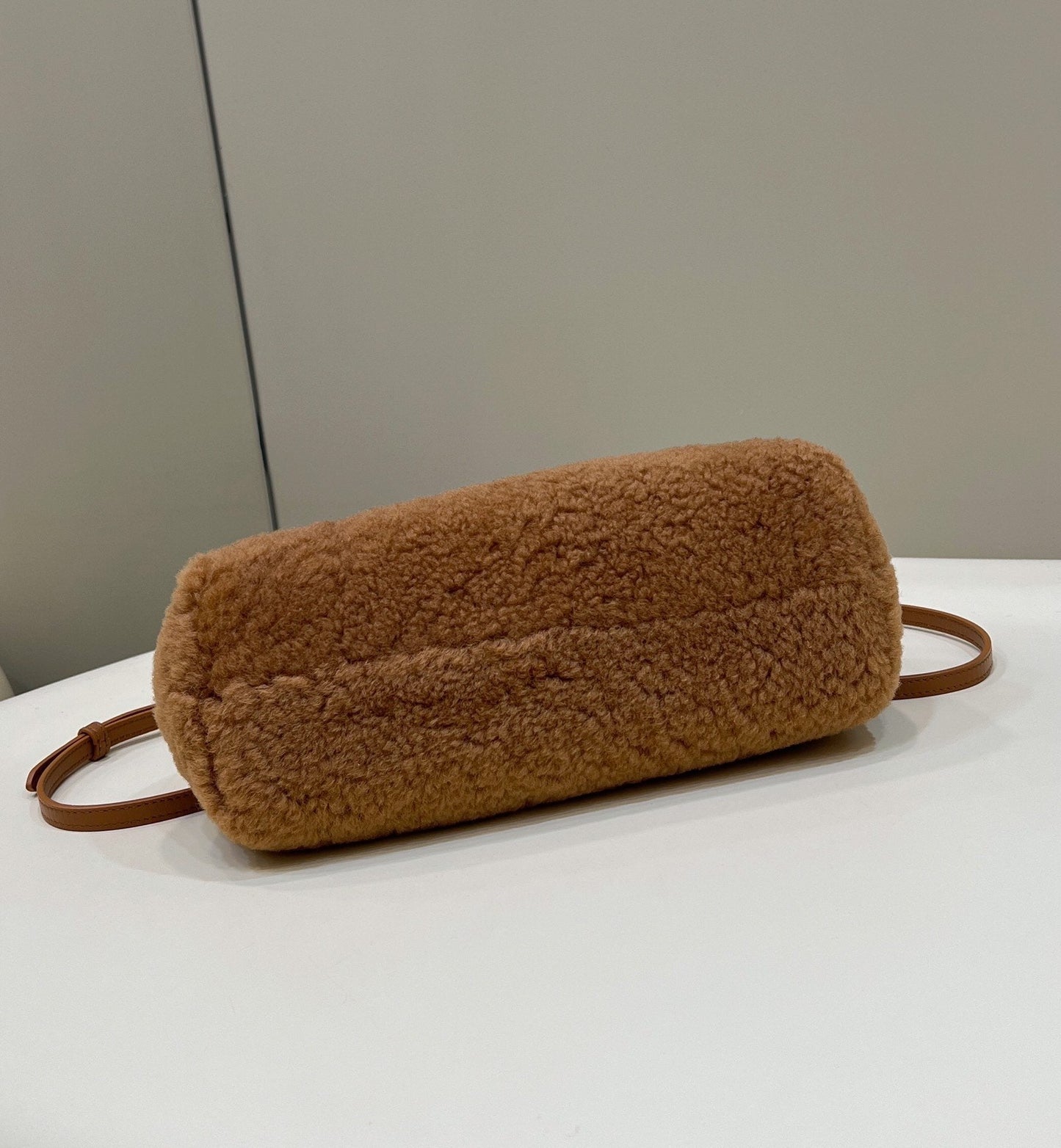 Top QualityTop Quality Top QualityTop Qualityrst Small Brown Mink Bag For Woman 26cm/10in