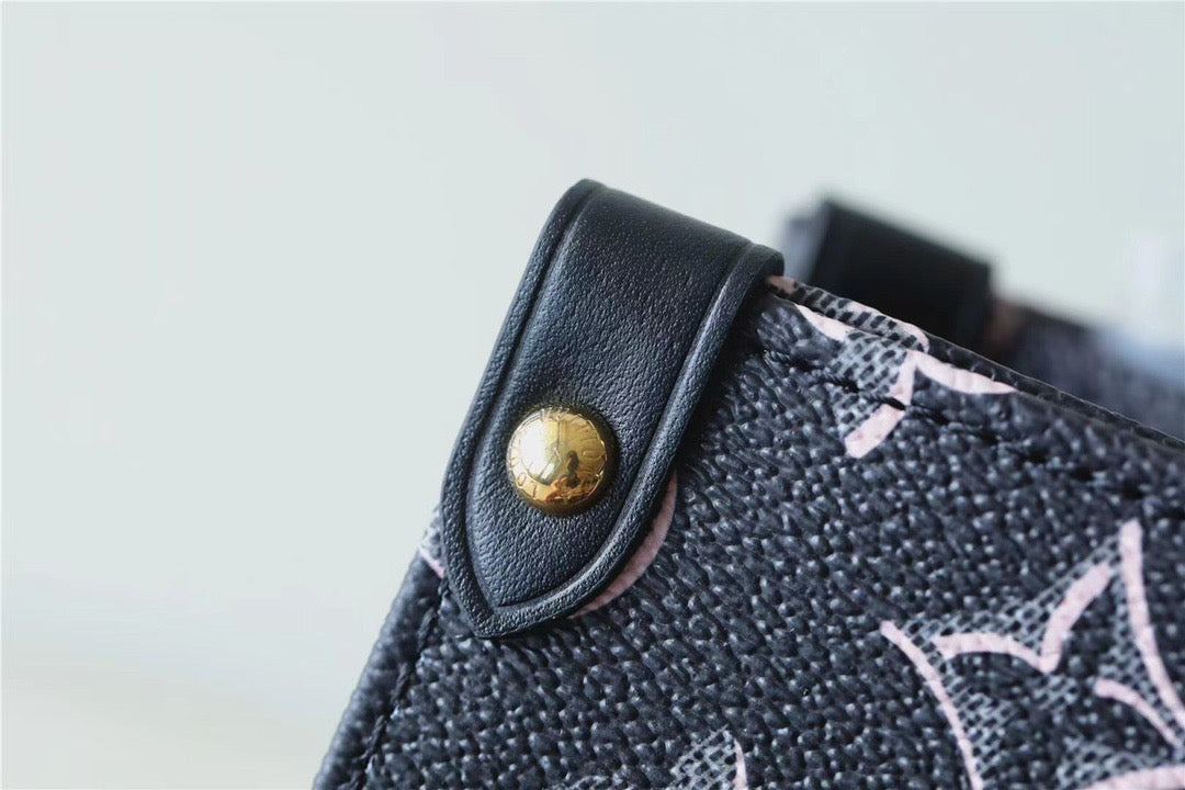 Top Quality OnTheGo MM Monogram Canvas Black For Women,  Shoulder And Crossbody Bags 13.8in/35cm Top Quality M46154