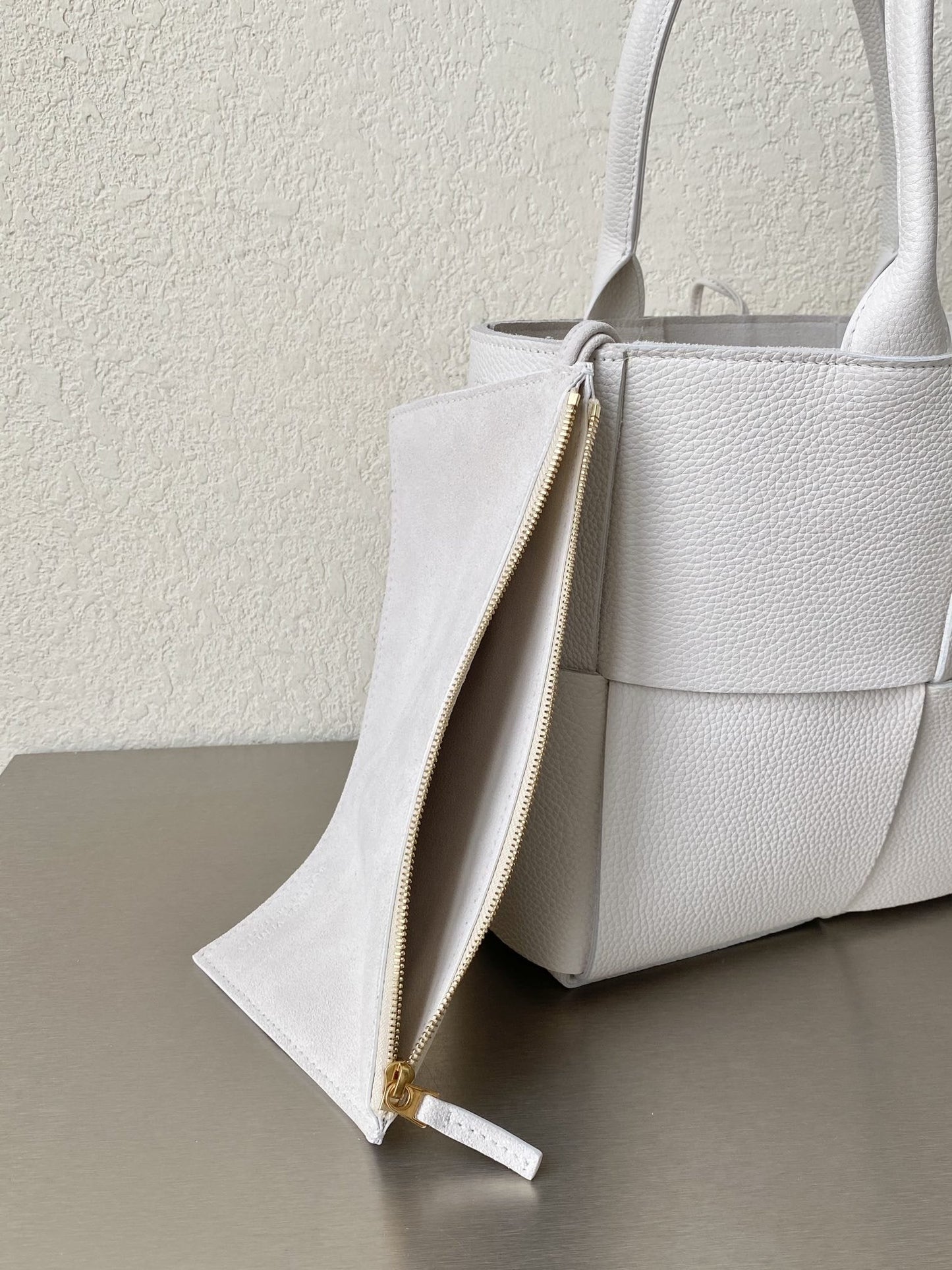 Top Quality Arco Tote Bag For Women 11.8in/30cm In Chalk 652867VCP119009