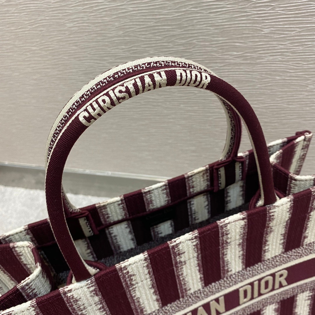 Top Quality MeTop Qualityum Book Tote Red D-Stripes Embroidery For Women 36cm/16.5in CD