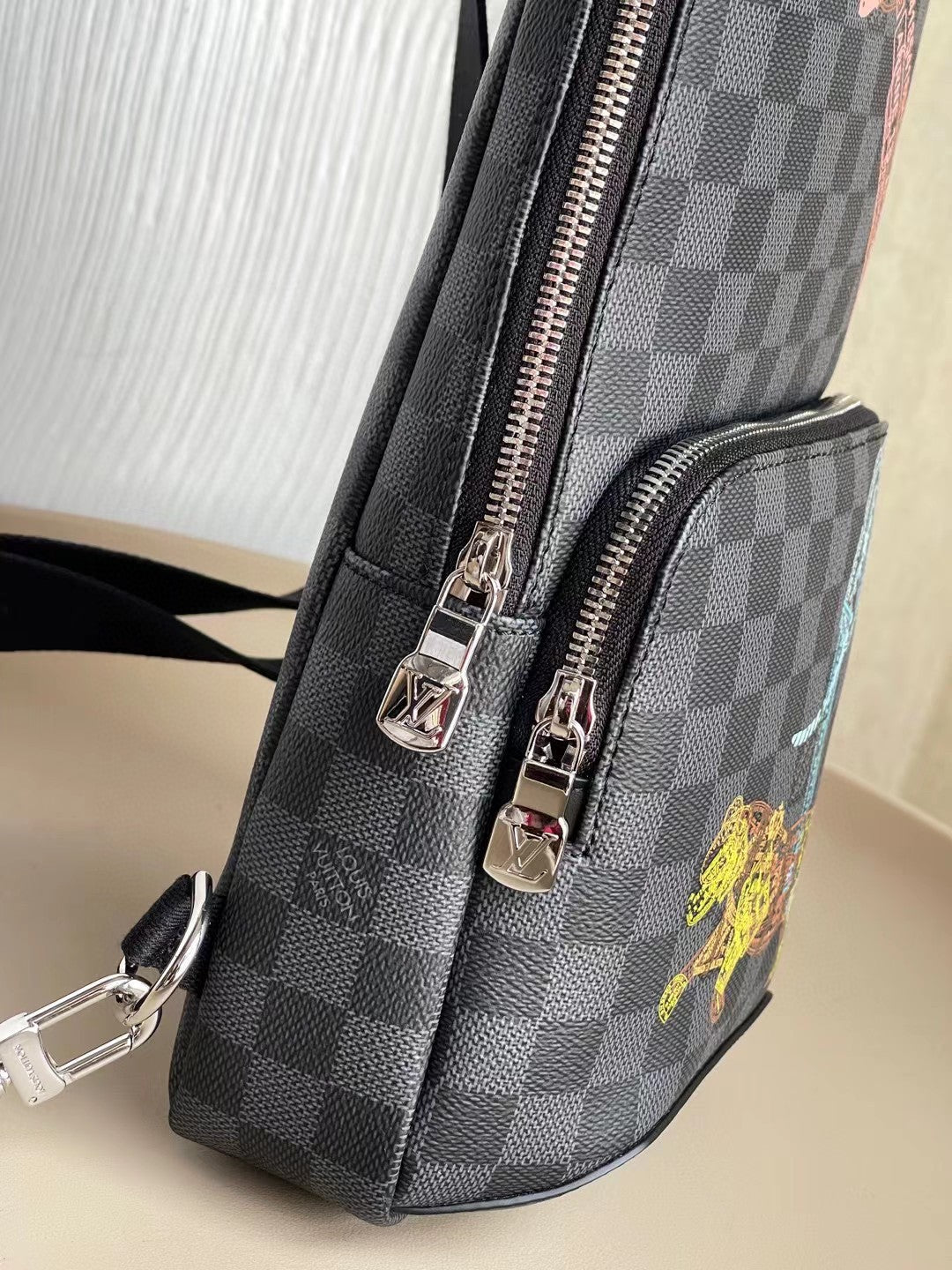 Top Quality Avenue Sling Bag Damier Graphite For Men, Bags, Crossbody Bags 12.2in/31cm Top Quality N452877