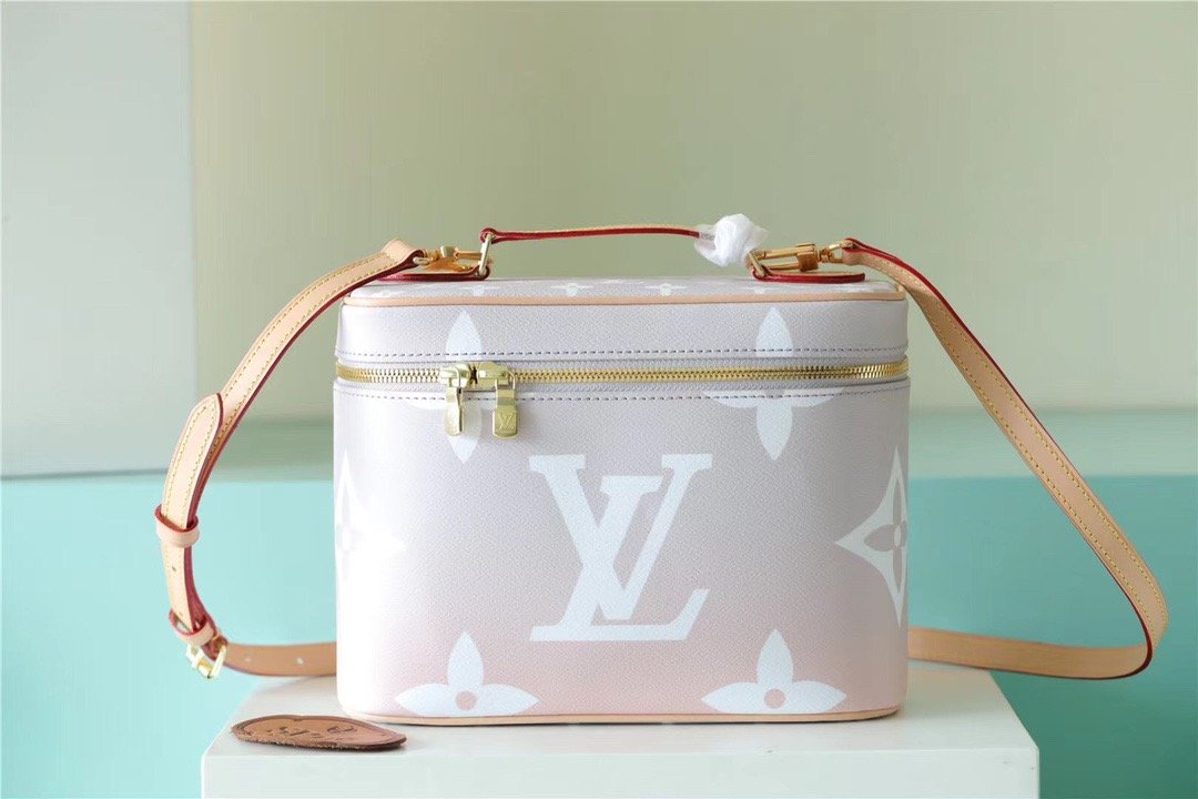 Top Quality Nice BB Monogram Light Pink For Women, Womens Bags, Shoulder And Crossbody Bags 9.4in/24cm Top Quality